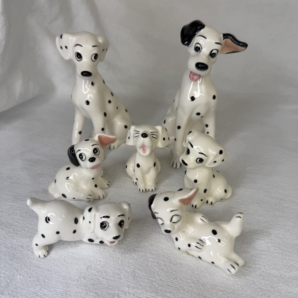 Vintage Disney 101 Dalmatians Ceramic Figurine 7 Piece Set Japan